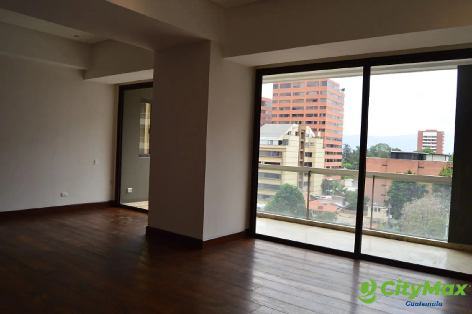 Apartamento en Venta en Tiffany Zona 14 Guatemala - foto 6