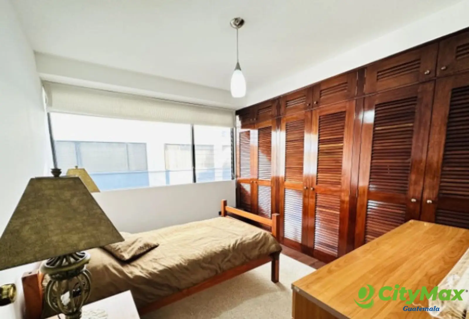 en Venta o Renta Apartamento amueblado en Zona 10 - foto 3