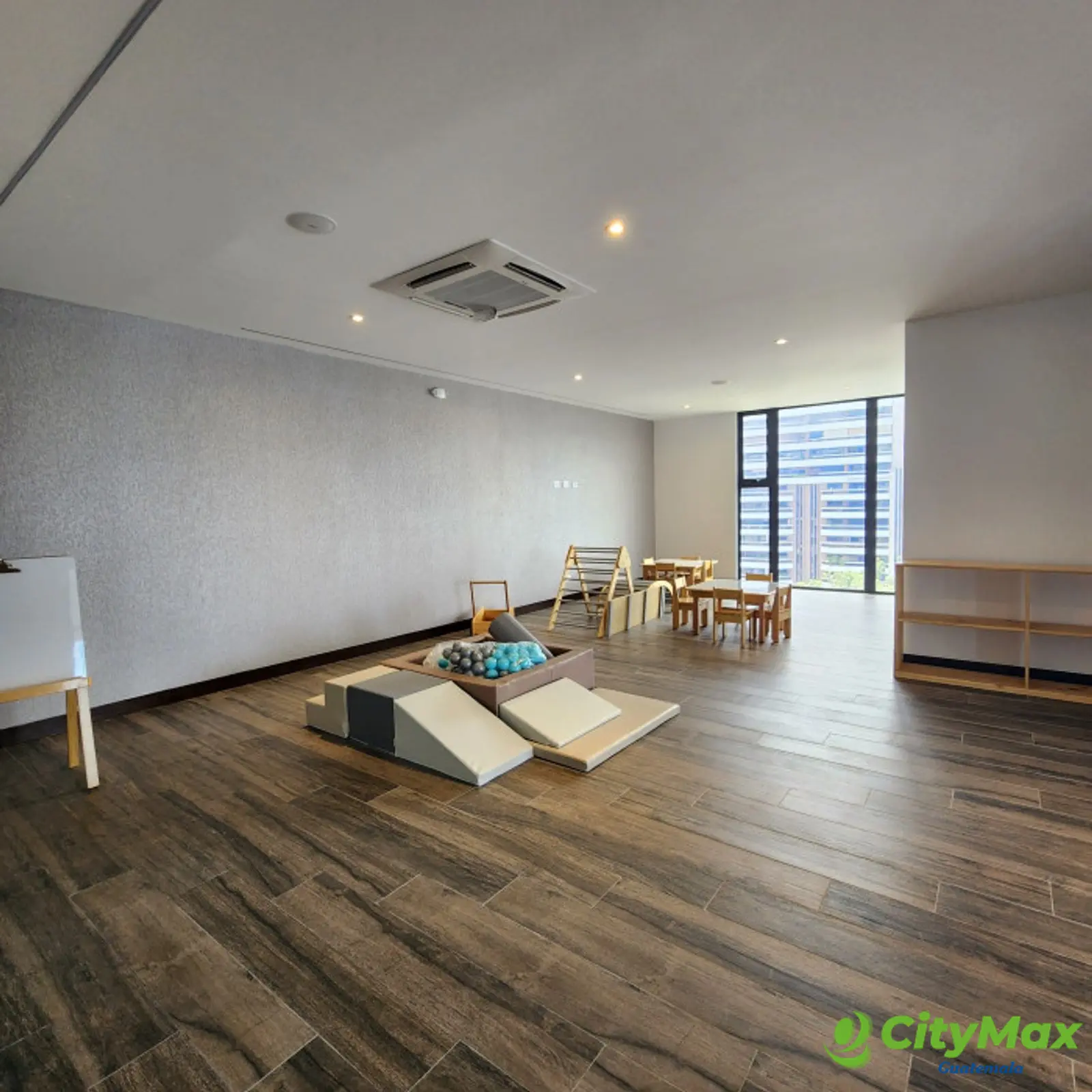 Hermoso apartamento amueblado en renta en zona 10 - foto 11