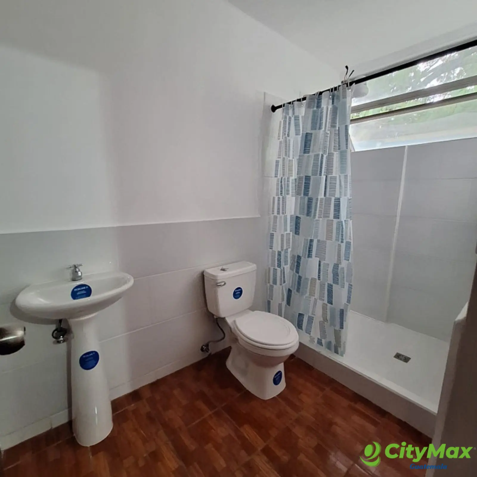 Apartamento en renta en Santa Elisa Zona 12 - foto 2