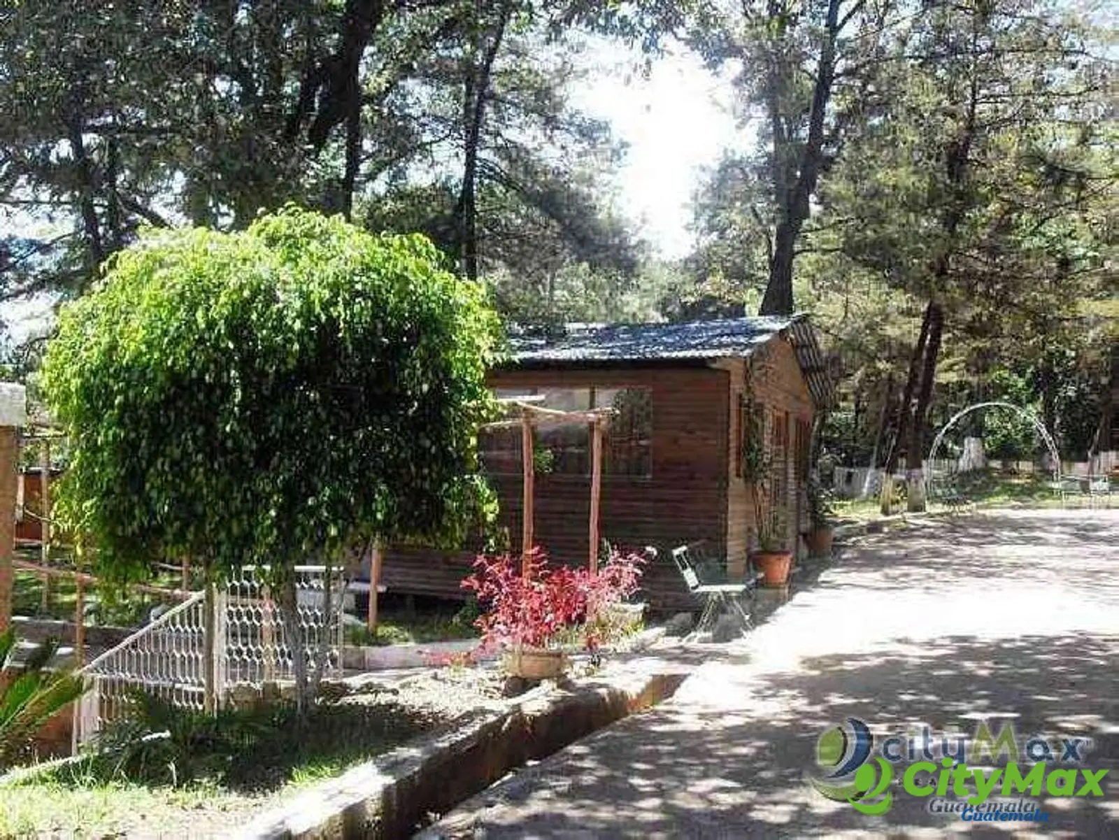 TERRENO COMERCIAL EN VENTA KM 20 SAN LUCAS SACATEPEQUEZ - foto 2