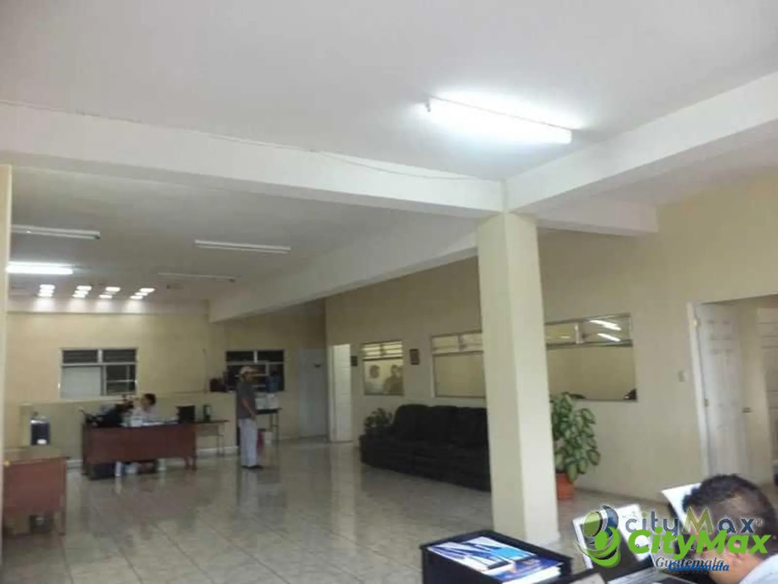 Edificio en venta u oficinas en renta en Zona 4 de Mixc - foto 7