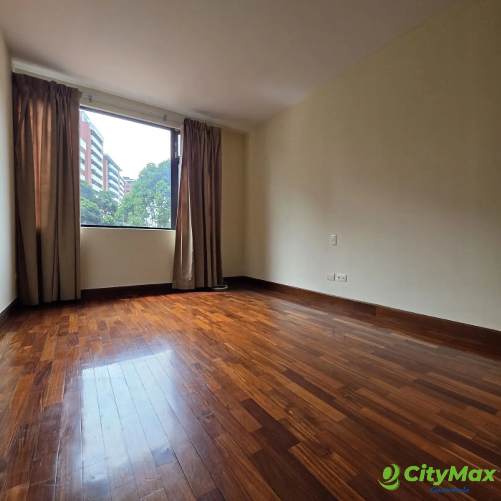 Apartamento En Renta en Zona 10 Altos De Santa Clara - foto 17