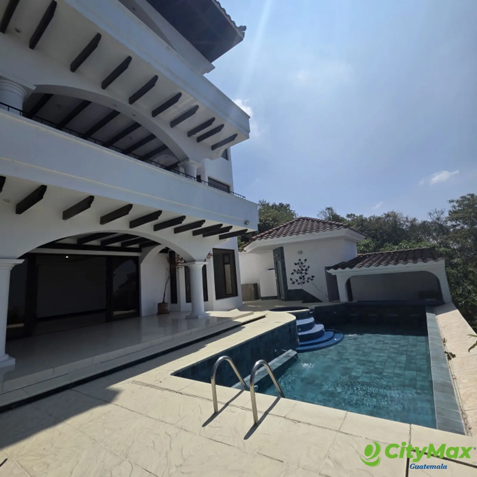 Lujosa casa en venta en Montebello CES Guatemala - foto 4