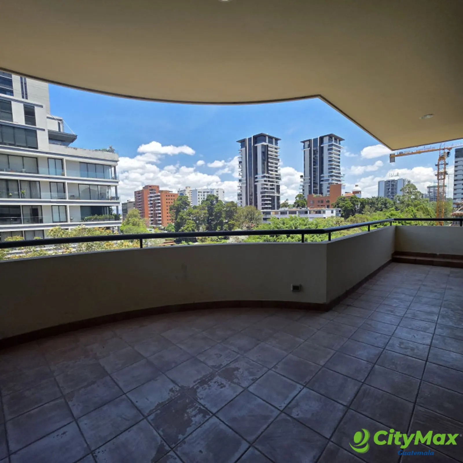 Apartamento en renta en Zona 14 Ciudad de Guatemala - foto 2