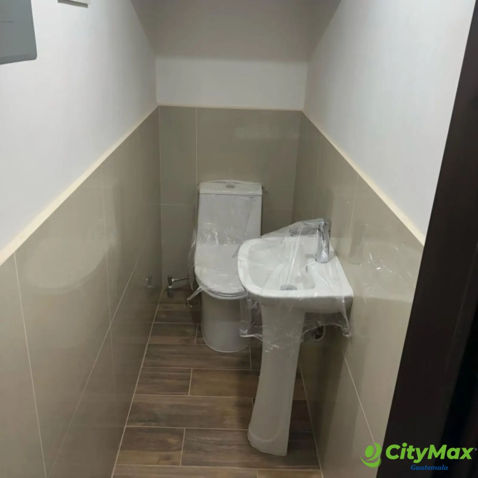 Town House en Renta en Zona 16 Hacienda Real - foto 4