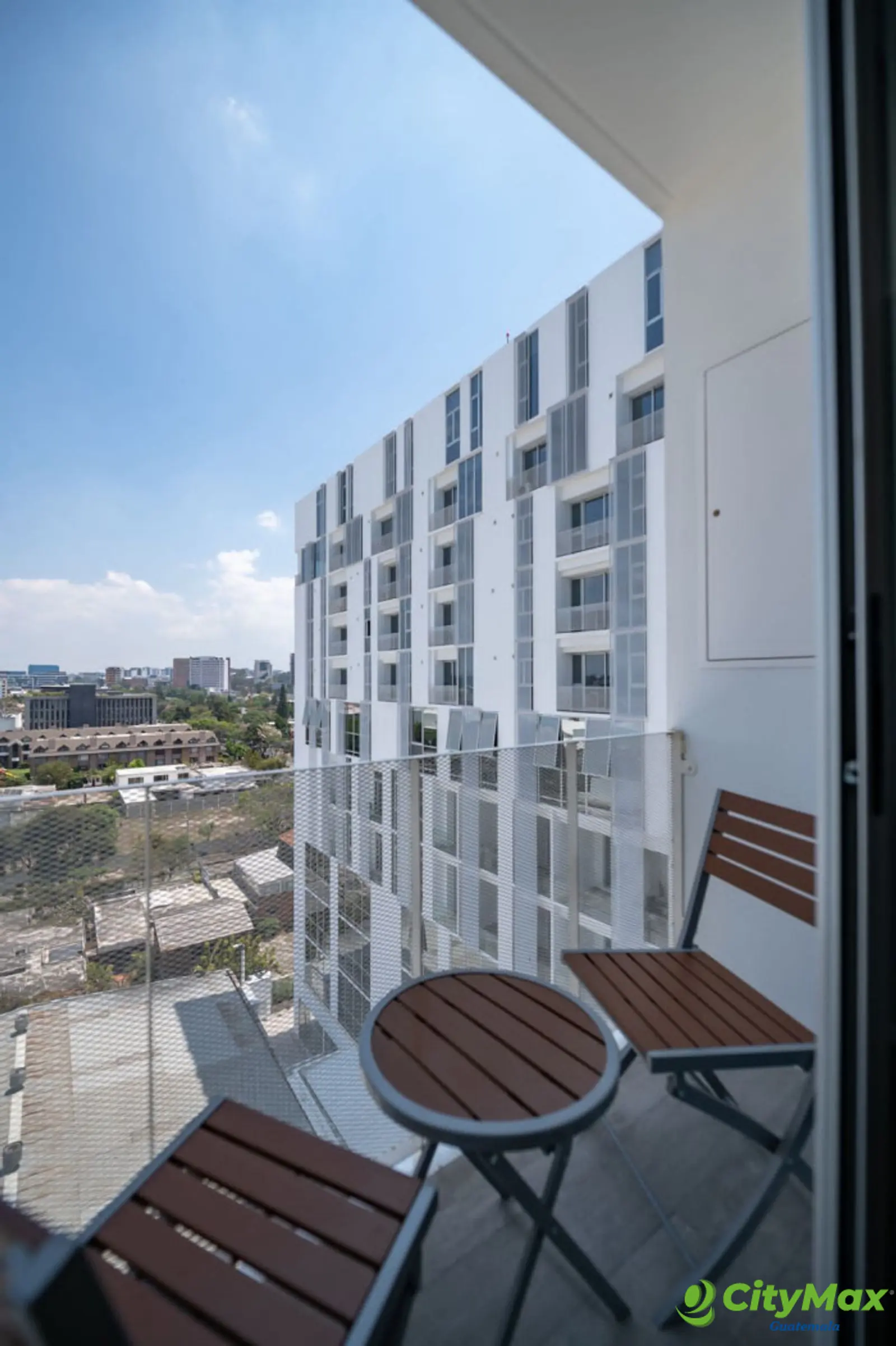 Apartamento Amueblado en Venta en Narama Zona 13 - foto 2