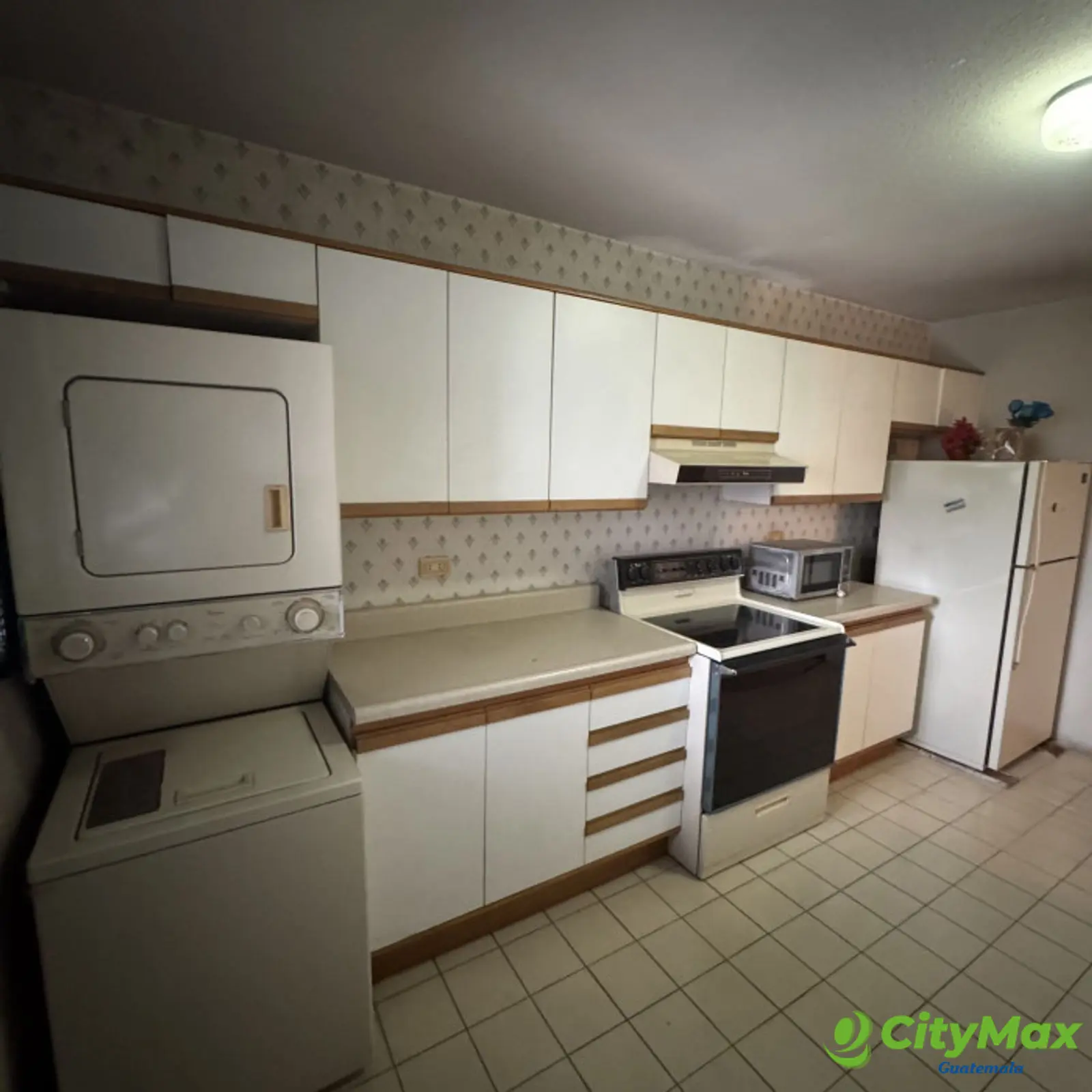 Apartamento en Renta zona 14 Avenida Las Americas - foto 16