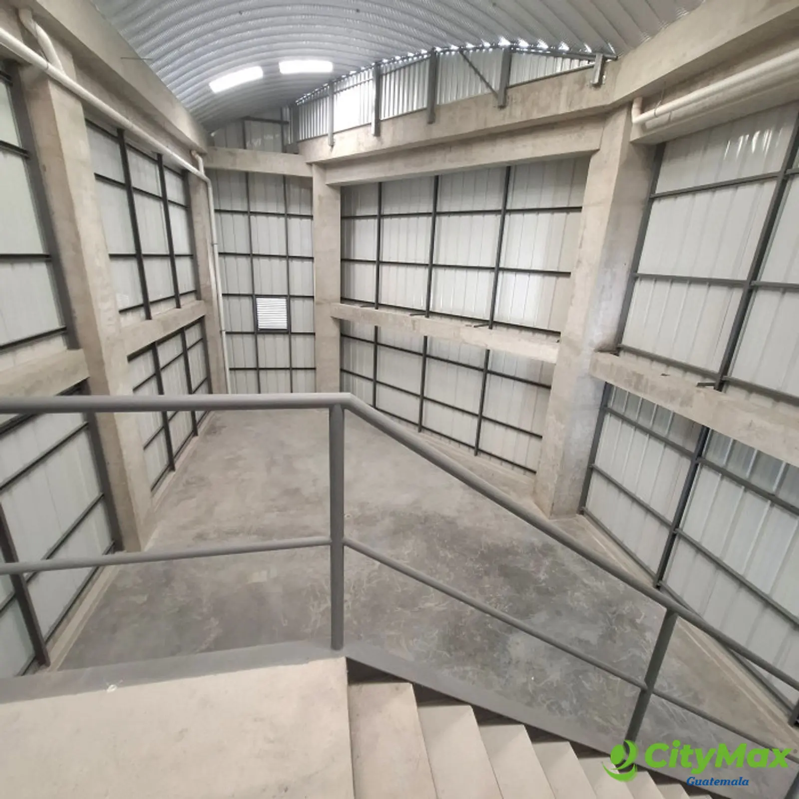 Ofibodega de Esquina en Renta, para estrenar en K13 - foto 17