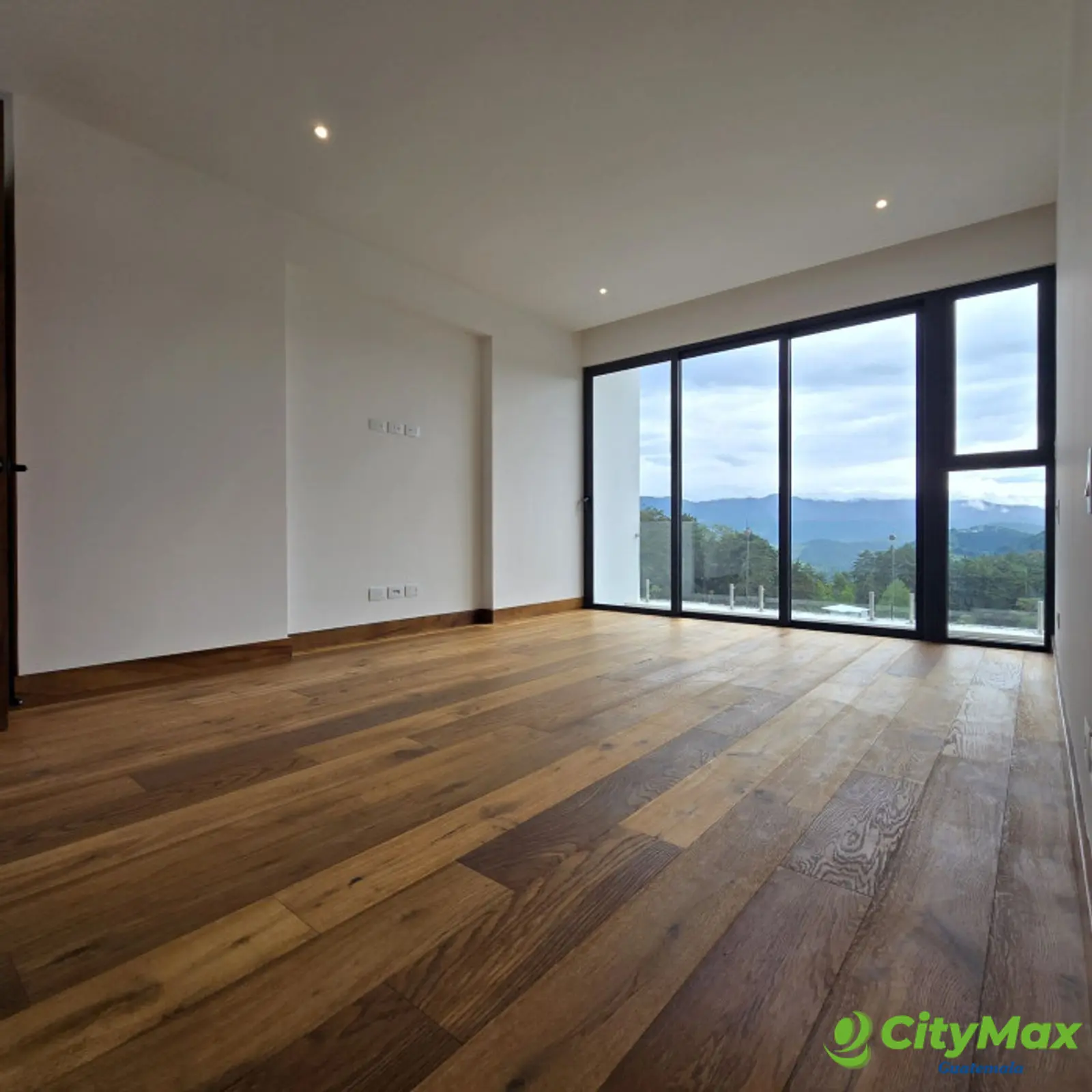 En venta casa en zona 16 El Pulte Guatemala - foto 18