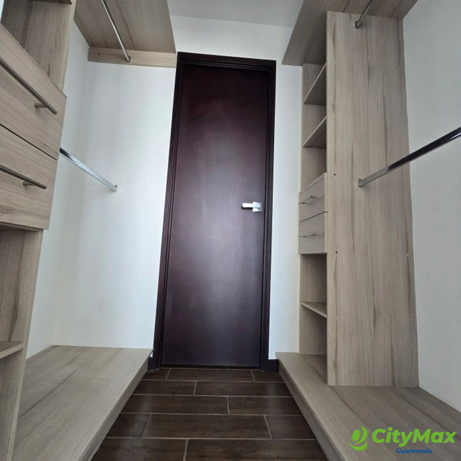 Apartamento en Renta en zona 12 Guatemala - foto 12