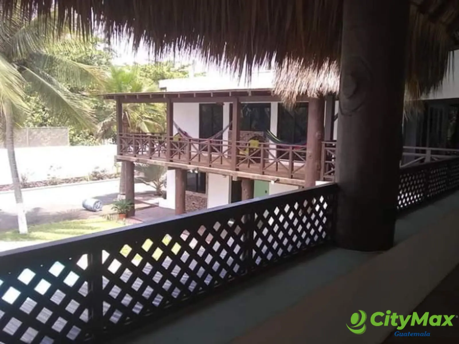 Casa y Terreno en Venta frente a la playa en Monterrico - foto 5