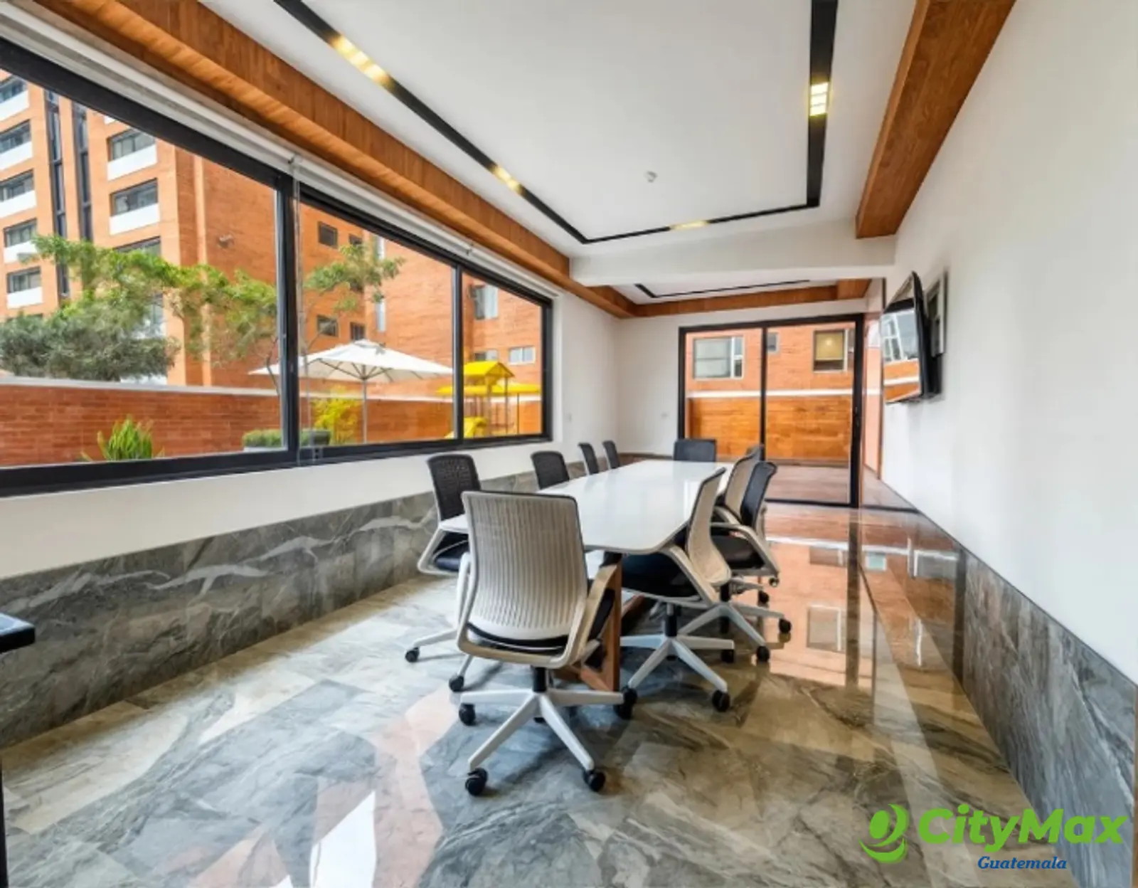 En Renta Oficina NUEVA en la zona 14 Edificio Moderno - foto 2