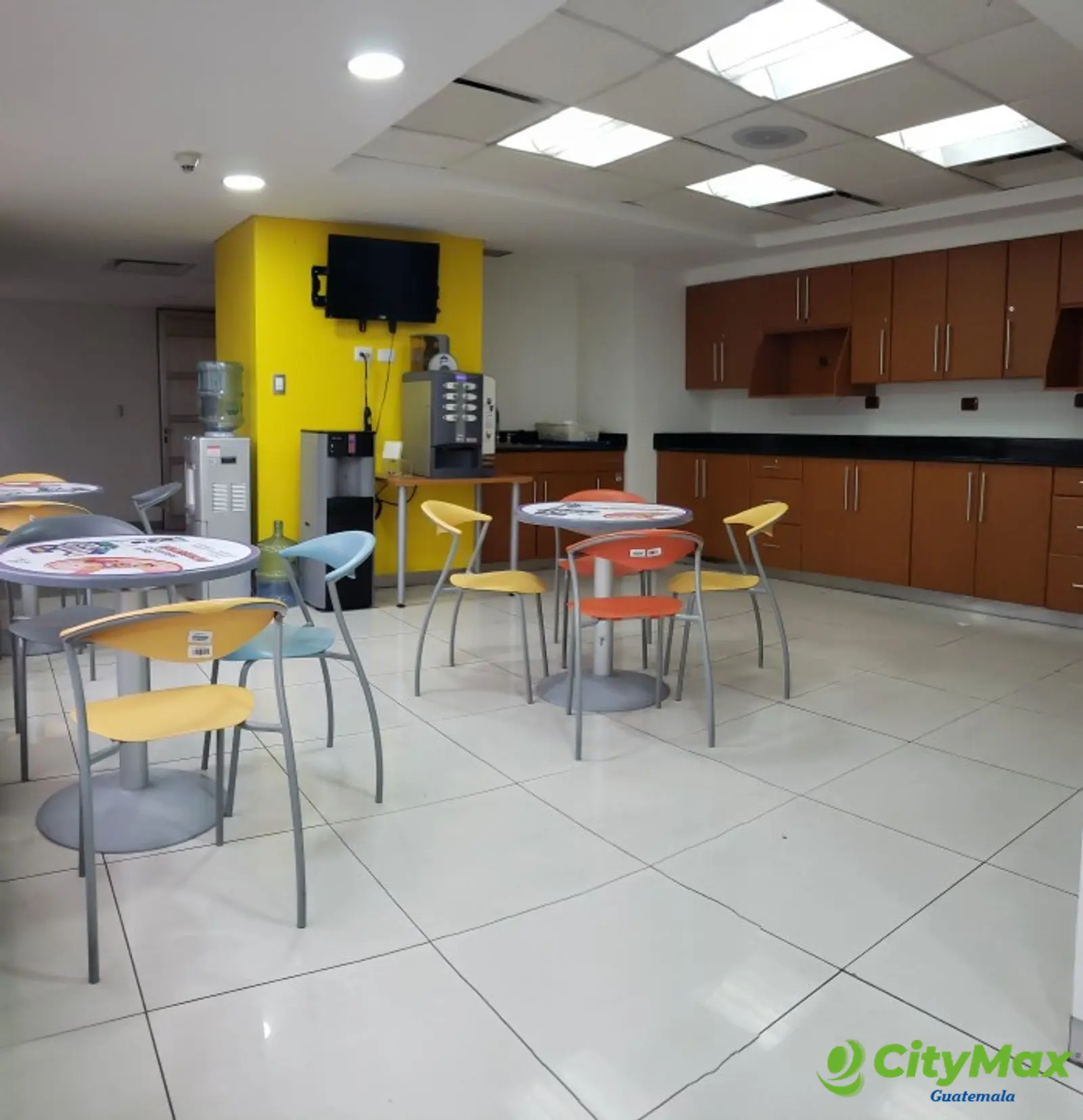 Oficina en venta zona 10 NIVEL COMPLETO inversión  - foto 28