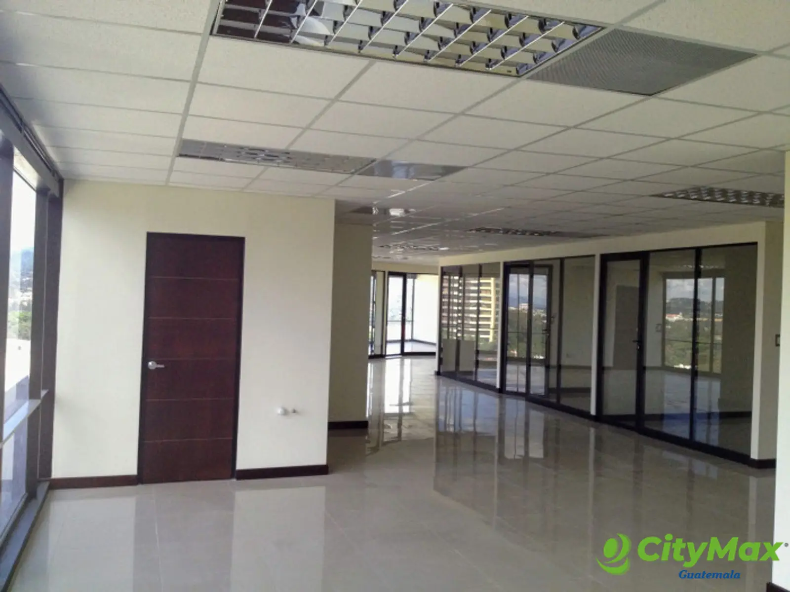 Oficina en venta inversion zona 10 Guatemala - foto 11
