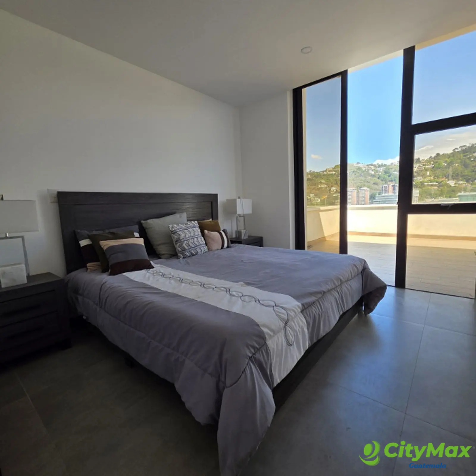 Apartamento con jardin en Venta Z.15 Vista Hermosa - foto 12