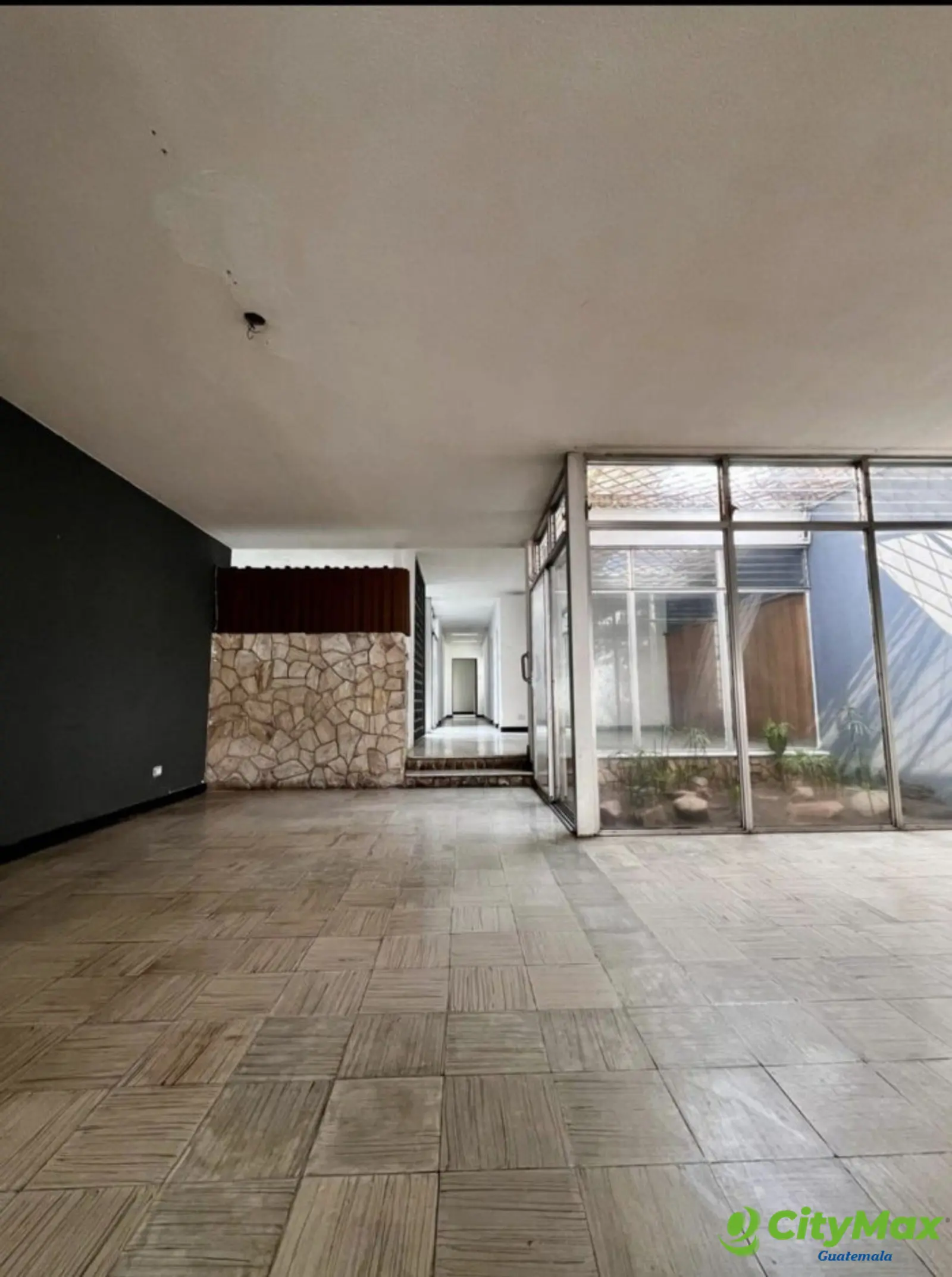 Casa Comercial En Renta Sobre Avenida Las Americas Z 13 - foto 3