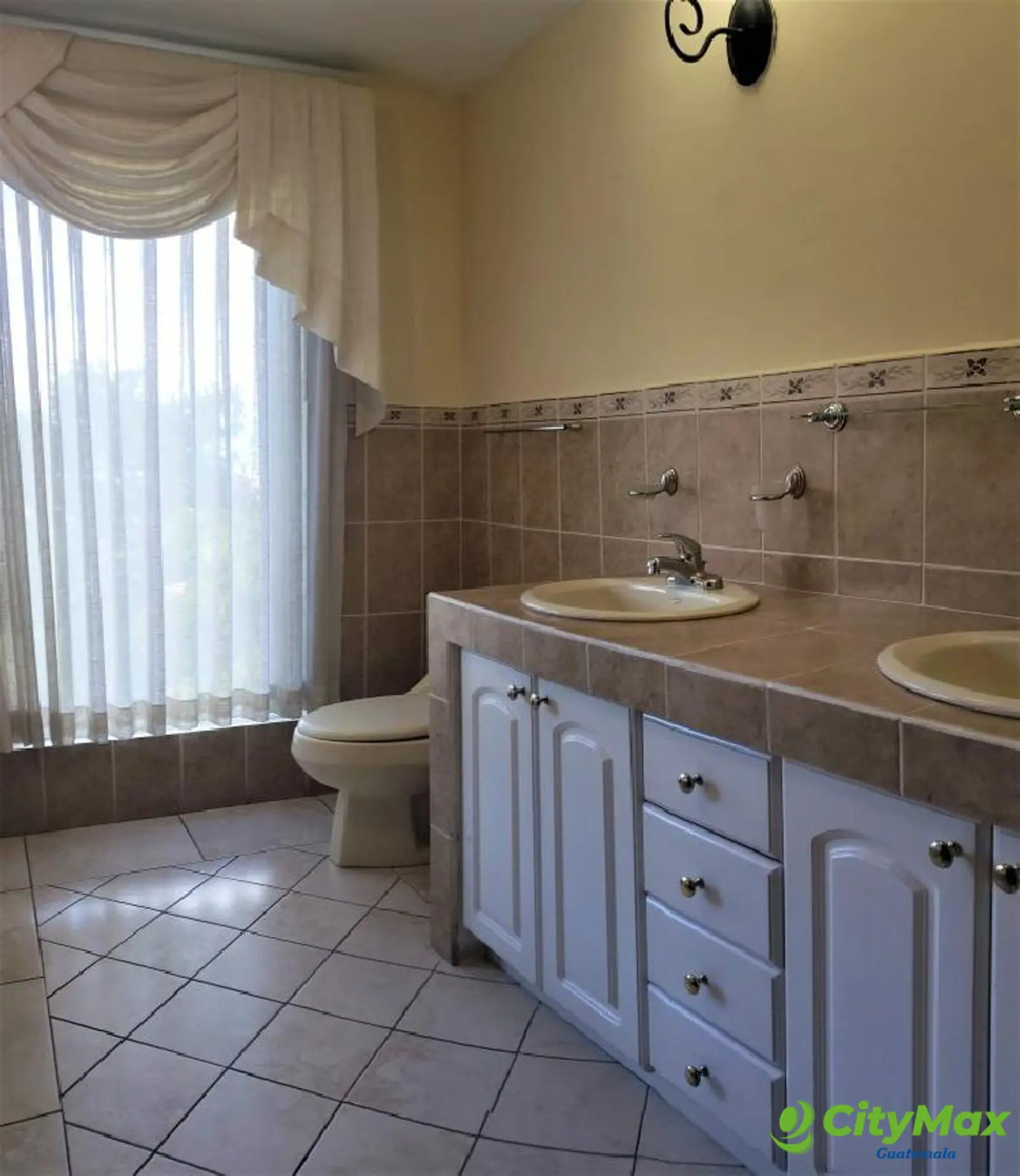 Casa en venta en San Lazaro para inversión Rentada - foto 10