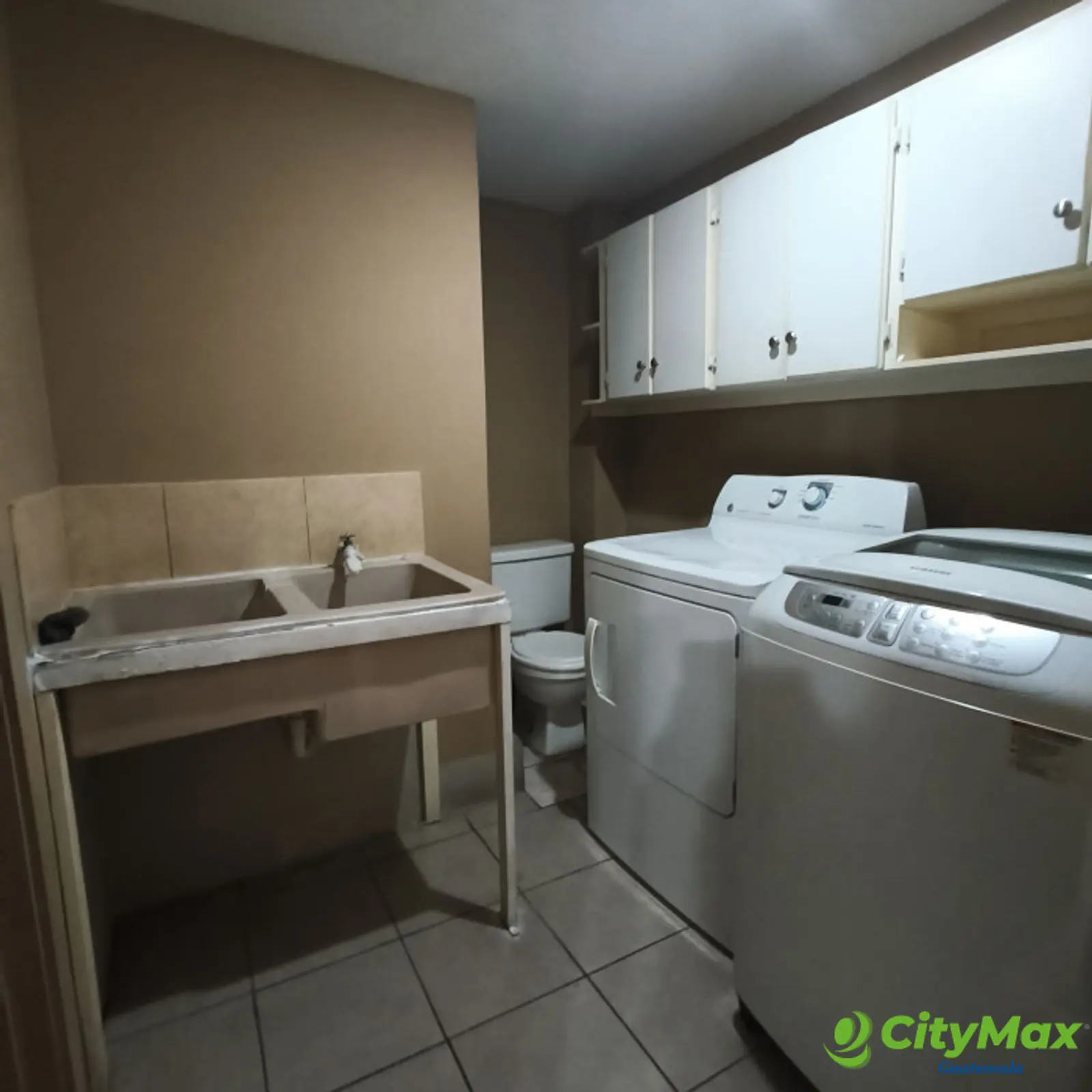 Amplio Apartamento en Renta en zona 10 - foto 17