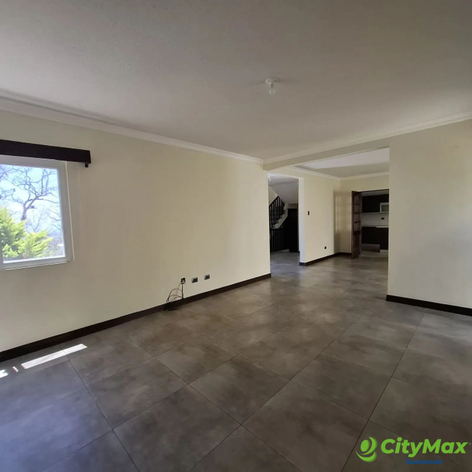 En venta casa de 4 habitaciones en Cañadas del Encinal - foto 7
