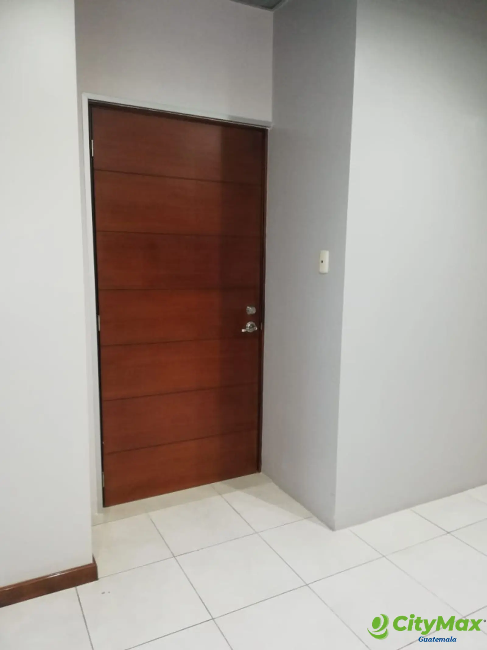 Oficina en Renta en Zona Pradera zona 10 - foto 11