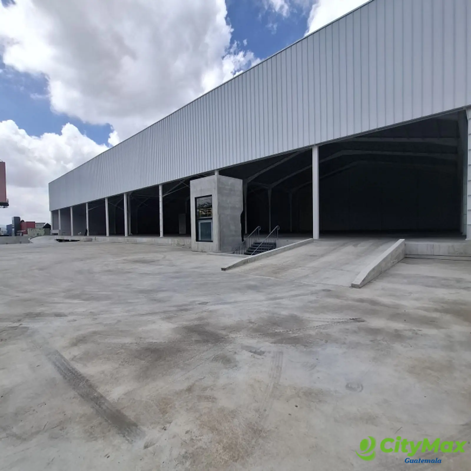 Bodega comercial sobre la Roosevelt zona 11 Toledo - foto 10