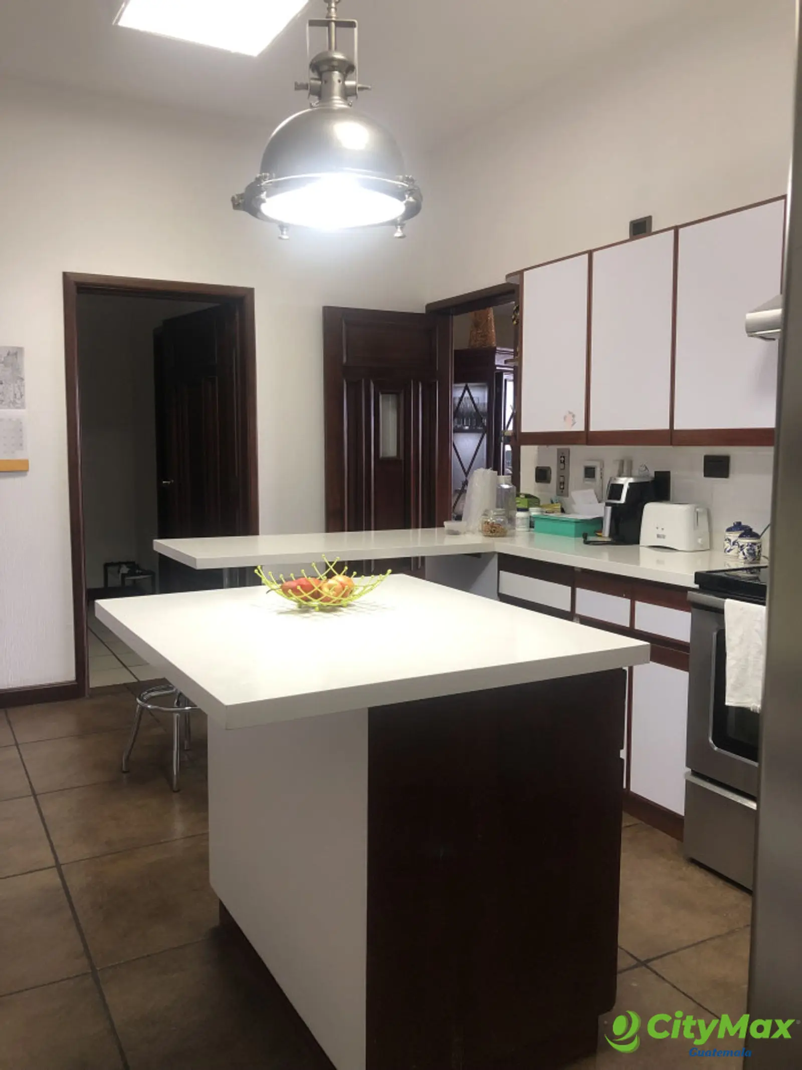Apartamento amueblado en alquiler zona 14 - foto 3
