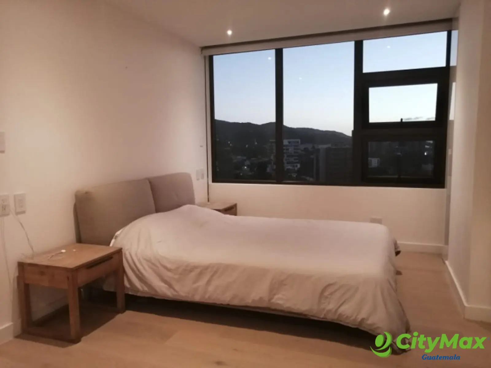 Pent House amueblado en venta lindas vistas zona 15  - foto 18