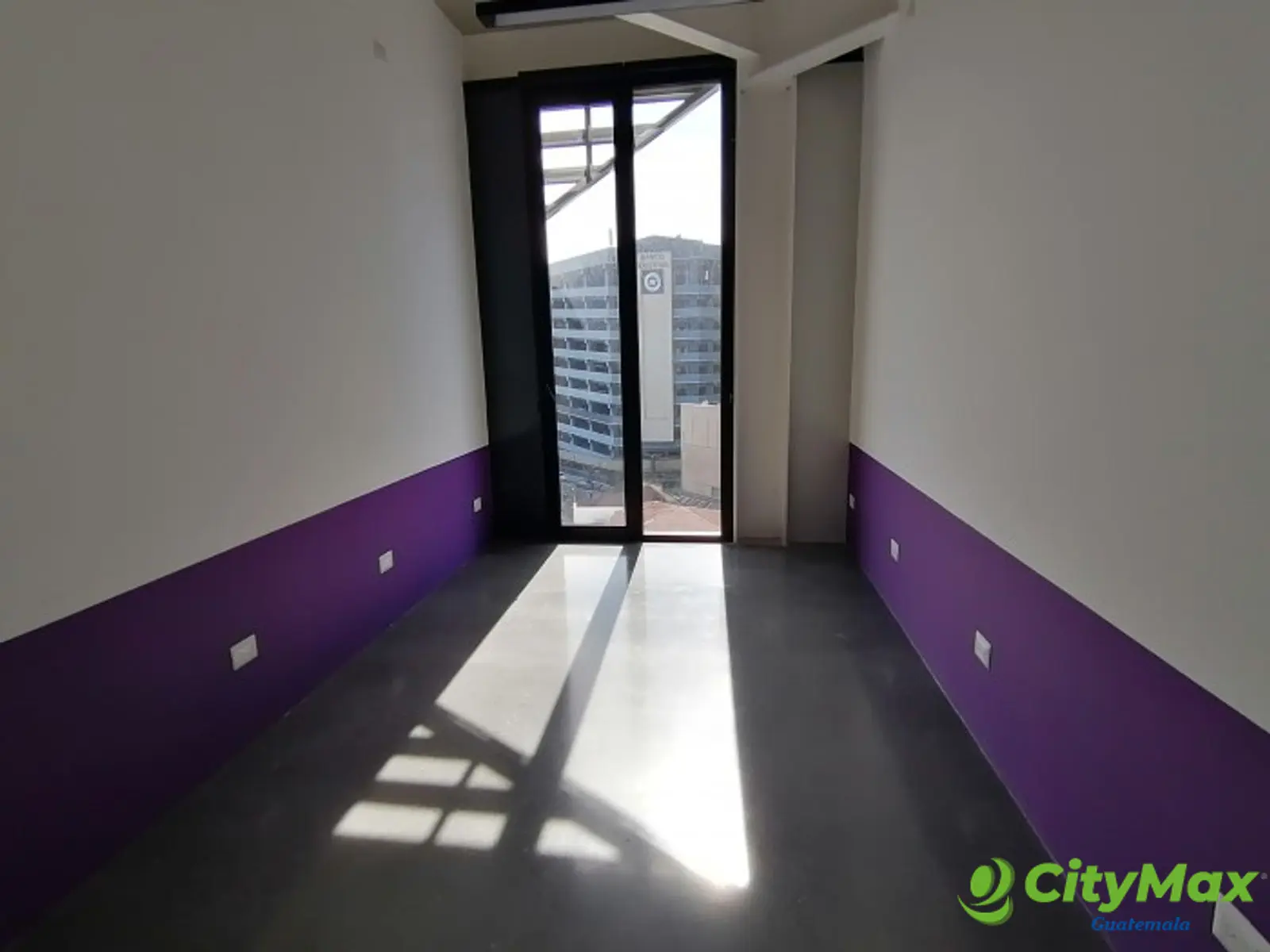 Oficina en renta en zona 4 Ciudad de Guatemala - foto 11
